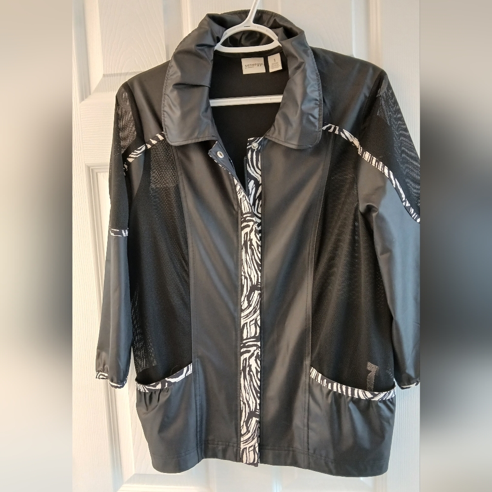 Zenergy by Chico’s Mixed‑Media Zebra Trim Mesh Jacket — Size 1 (US M / 8–10)